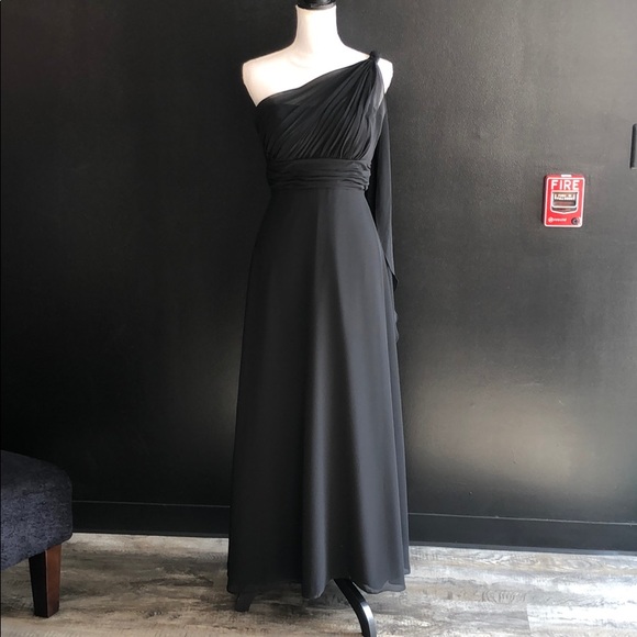 Pretty Maids Dresses & Skirts - Pretty maids bridesmaid dress chiffon Nwt